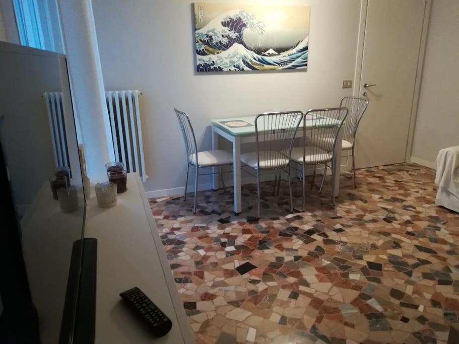 Primo Piano - Bilocale Casa Vacanze Brescia Eksteriør bilde